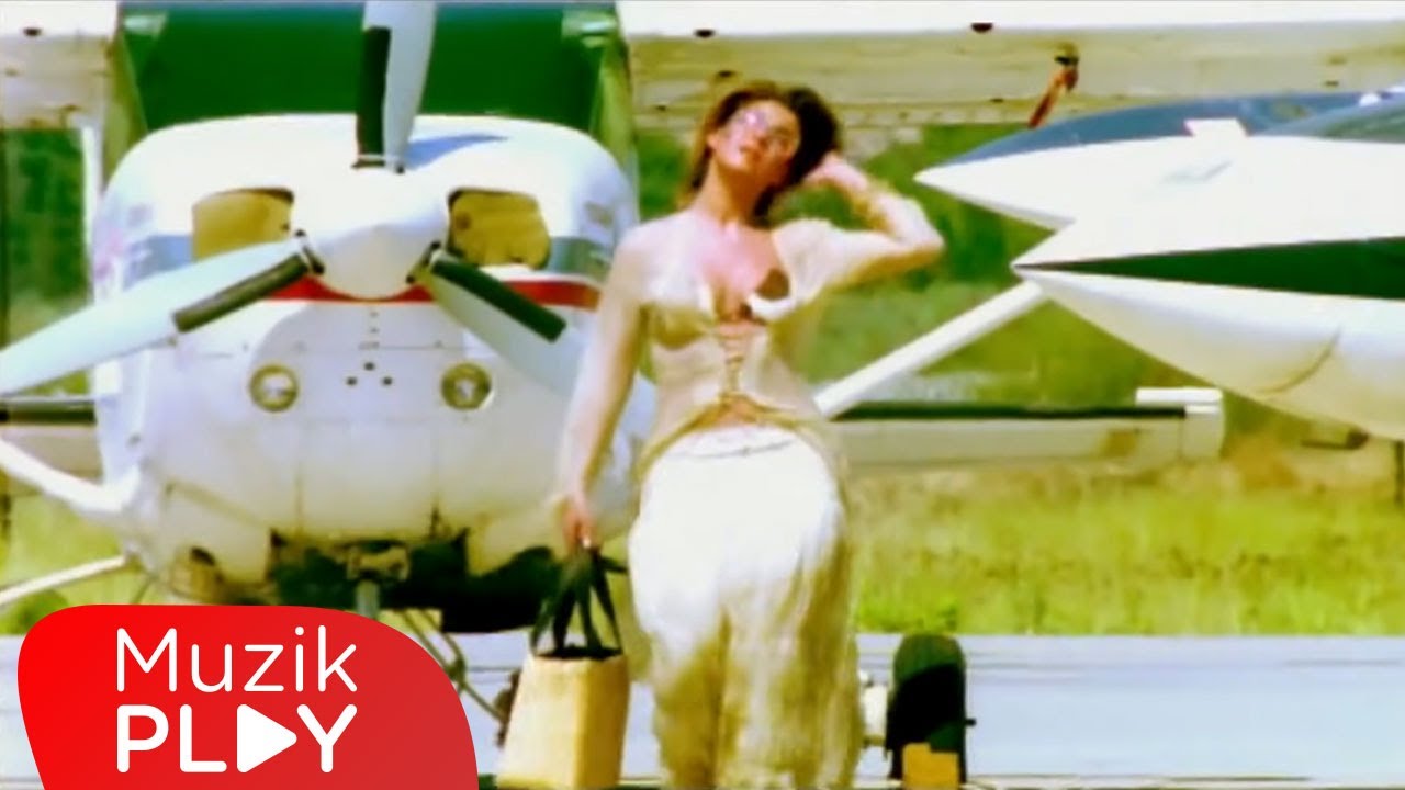 Abayı Yaktım - Gülben Ergen (Official Video) Mp3 İndir