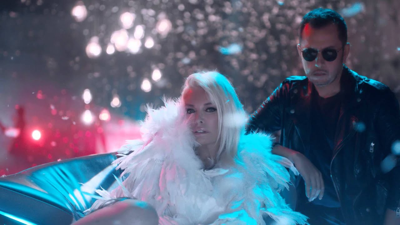 Ajda Pekkan Feat. Ozan Çolakoğlu - Ara Sıcak (Official - HD) Mp3 İndir