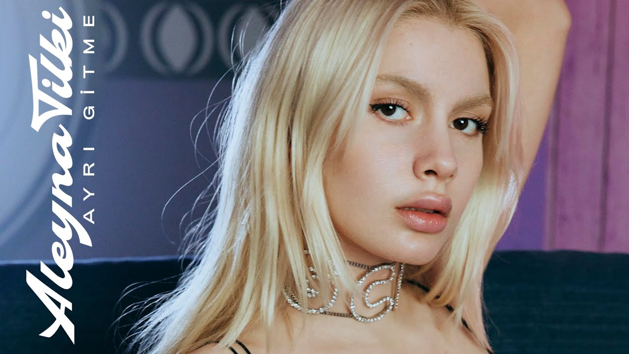 Aleyna Tilki - Ayrı Gitme Mp3 İndir