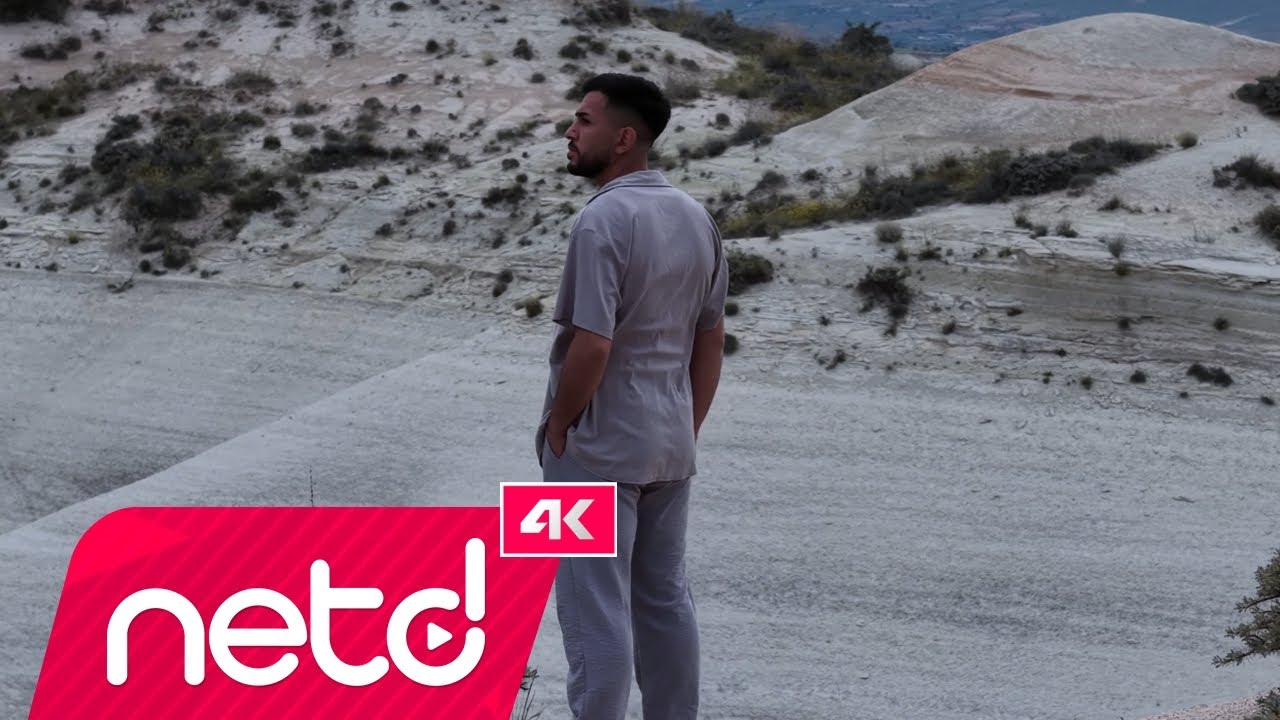 Araz - Güldüğün Gün Mp3 İndir