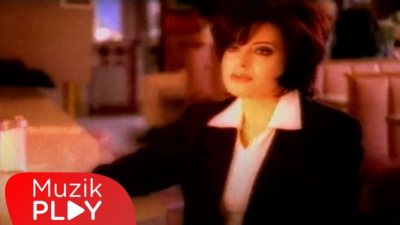 Aylin Livaneli - Hadi Gel Uzatma Mp3 İndir