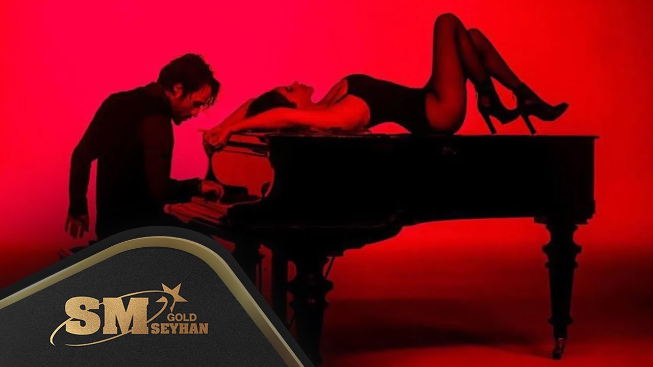 Aynur Aydın & Turaç Berkay - Bana Aşk Ver Mp3 İndir