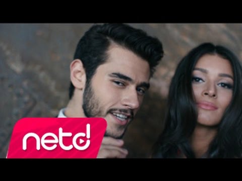 Ayshe feat. Cem Belevi - Kim Ne Derse Desin Mp3 İndir