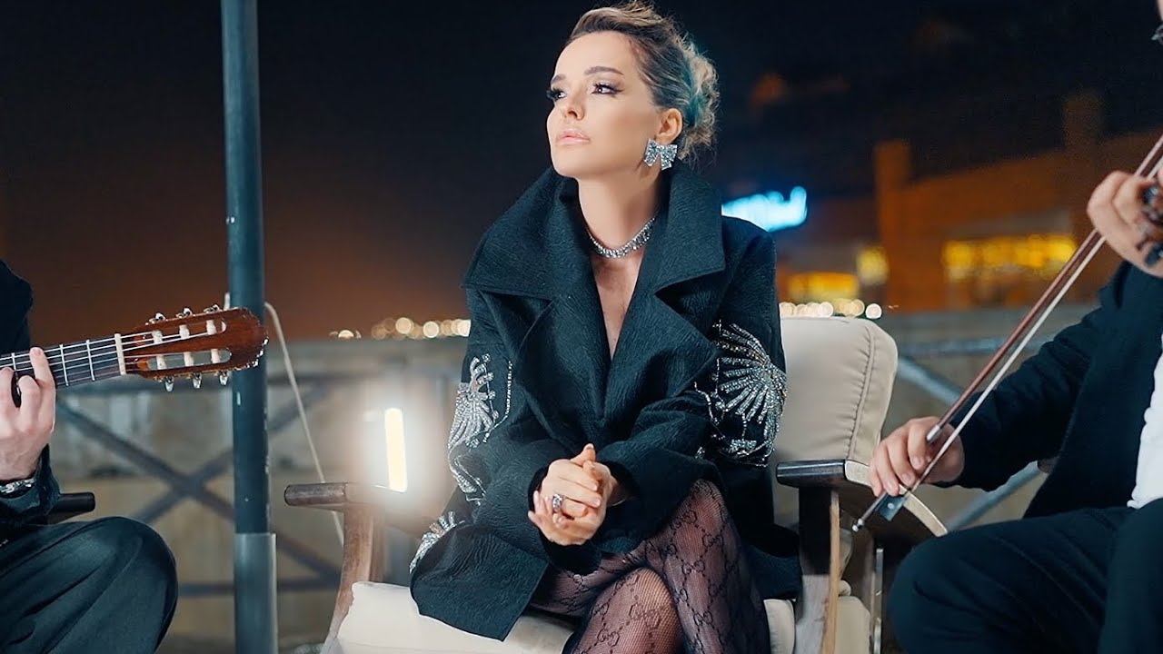 Bengü - Sebebi Sensin | Official Video Mp3 İndir