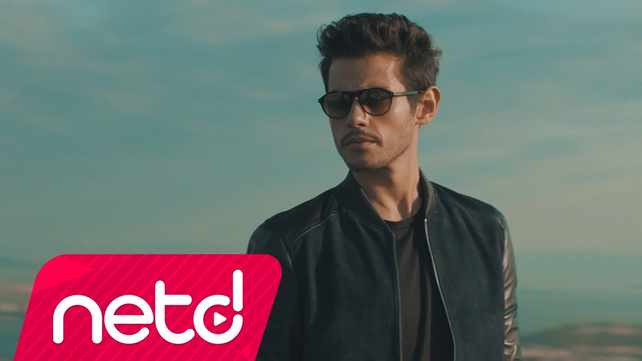 Cem Belevi - Ac Kollarini Mp3 İndir