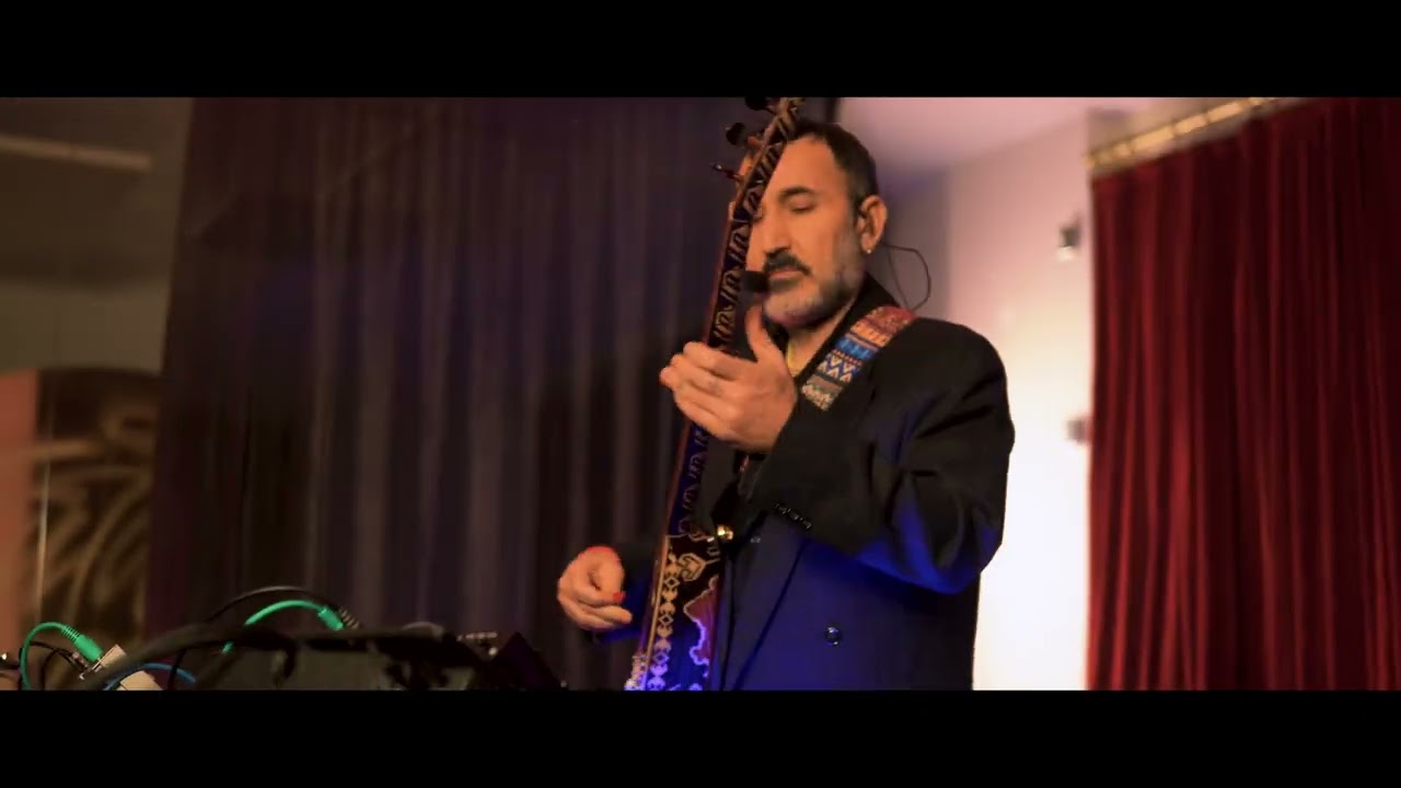 Cem Yıldız / Geldim Şu Alemi - Live in Istanbul Mp3 İndir