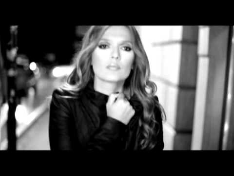 Demet Akalın - Bozuyorum Yeminimi Mp3 İndir