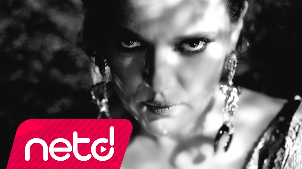 Demet Akalın - Nazar Mp3 İndir