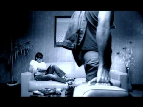 Ebru Gündeş - Seninle Çok İşim Var Mp3 İndir