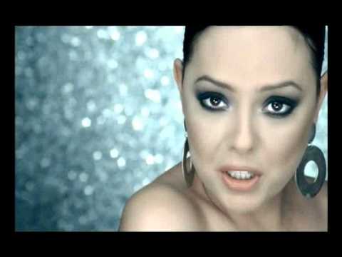 Ebru Gündeş - Ölümsüz Aşklar Mp3 İndir