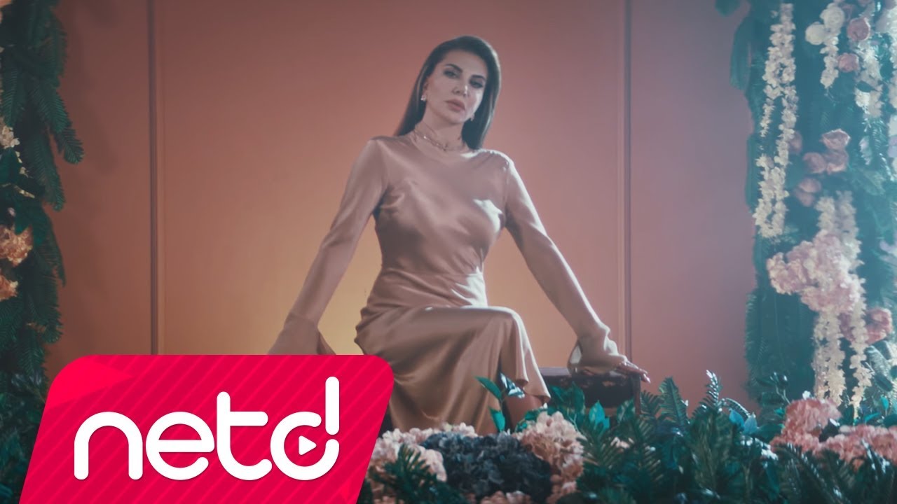 Ebru Yaşar - Alev Alev Mp3 İndir