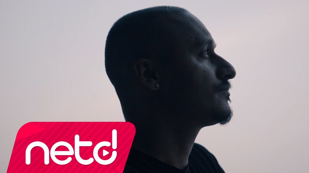 Edip Bülbül - Sokağın Tavanı Kadar Mp3 İndir