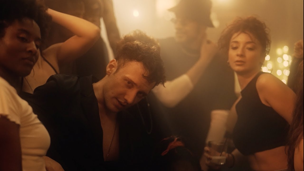 Edis - Martılar (Official Video) Mp3 İndir