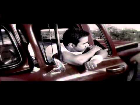 Emrah - Ruhundayım Mp3 İndir
