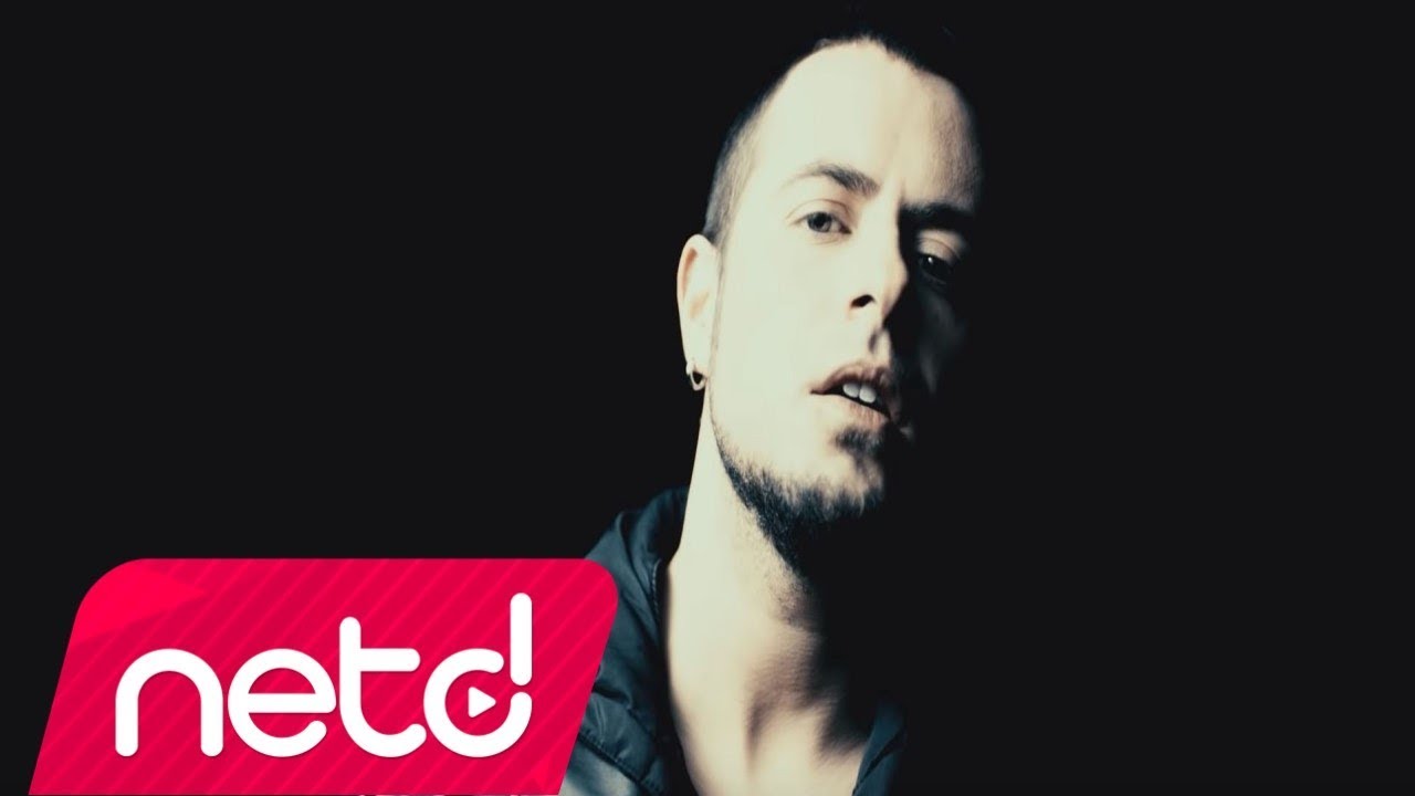 Emre Aydın - Soğuk Odalar Mp3 İndir