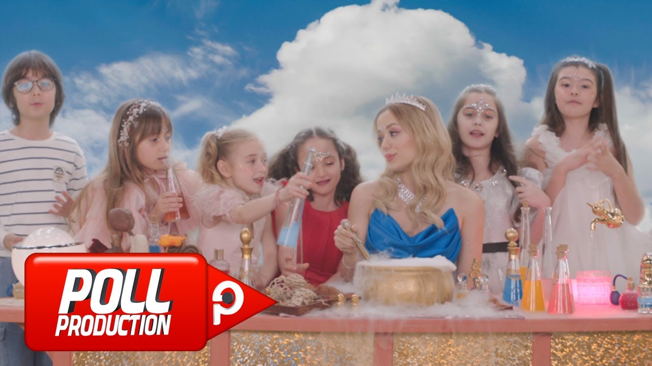 Gamze Karta - Hepimiz Biriz (Sihirli Annem Soundtrack) Mp3 İndir