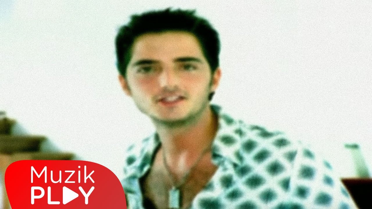 Gökhan Özen - Aramazsan Arama (Official Video) Mp3 İndir
