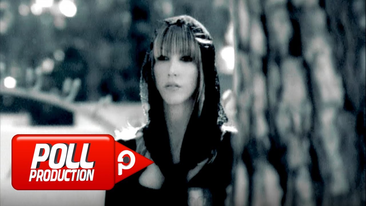 Hande Yener - Acı Veriyor - (Official Video) Mp3 İndir