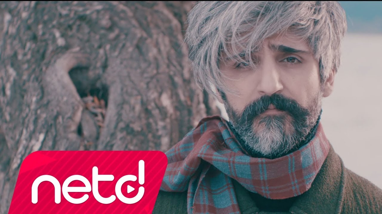 Manuş Baba - Dönersen Islık Çal Mp3 İndir