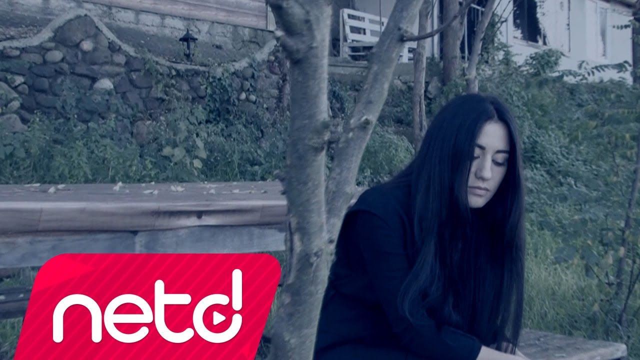 Masal Akarsu - Esmere Mp3 İndir