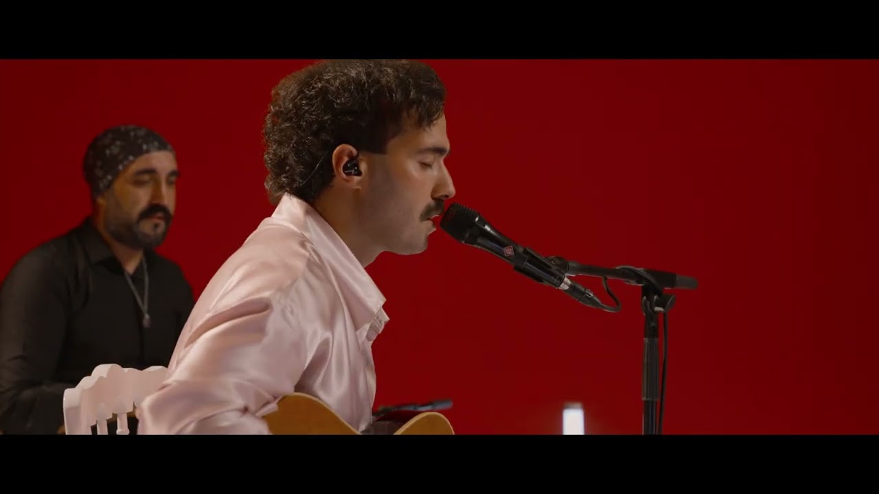 Mert Demir - Ateşe Düştüm (Live At Tolan) Mp3 İndir