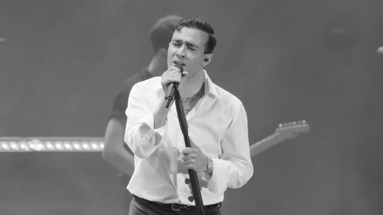 Mert Demir - Senden Nefret Ediyorum (Live At KÇP) Mp3 İndir