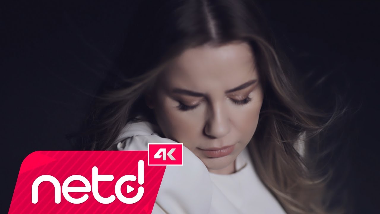 Merve Özbey - Kararsın Dünyam Mp3 İndir