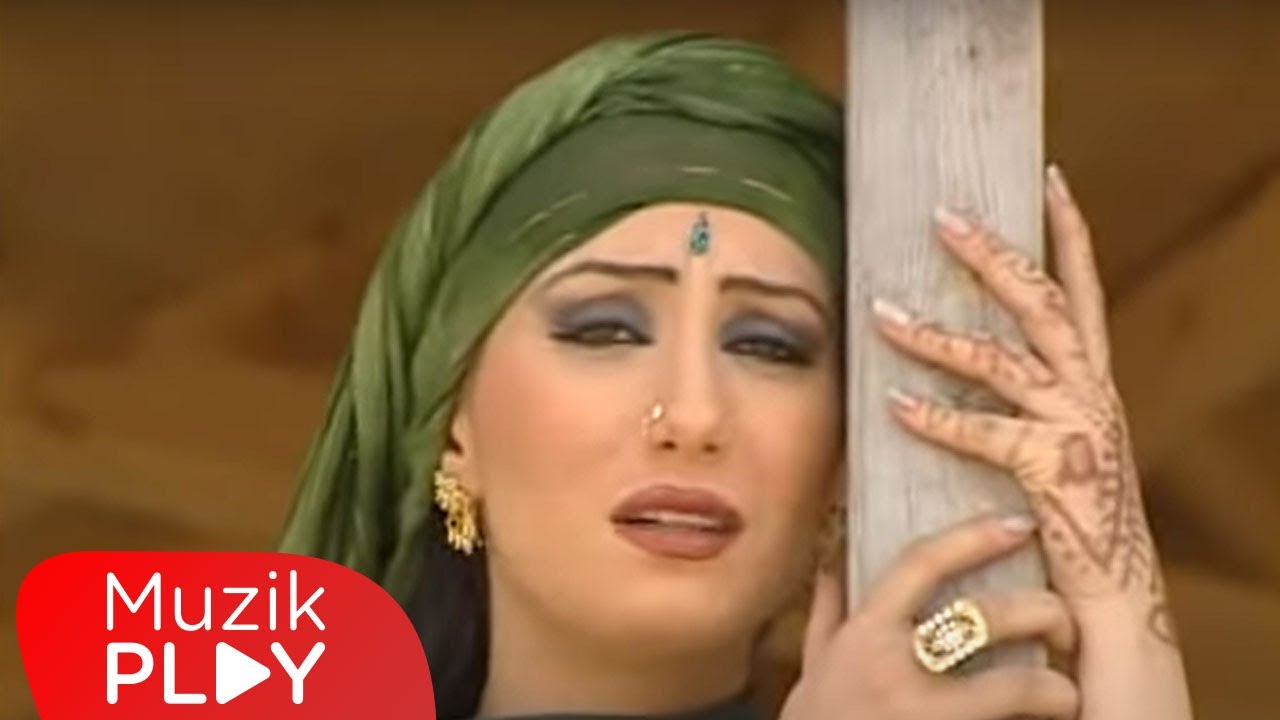 Müjde - Sürgündeyim Ben (Official Video) Mp3 İndir