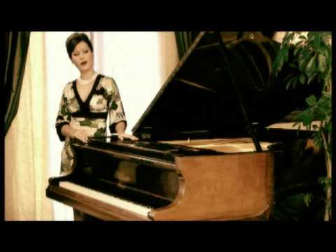 Nalan - Seven Ne Yapmaz Mp3 İndir