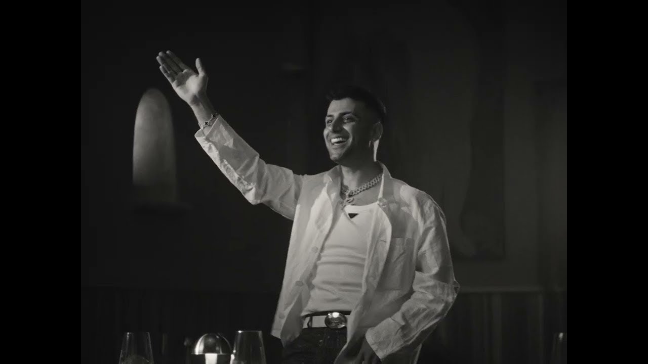 Reynmen - Renklensin (Official Premiere Video) Mp3 İndir