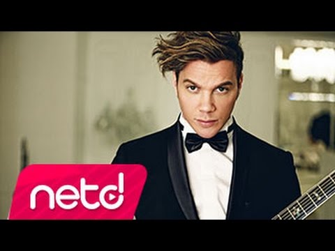 Sinan Akçıl feat. Ferah Zeydan - Biri Bana Gelsin Mp3 İndir