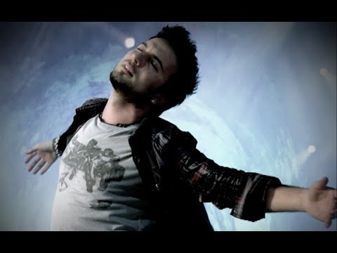 TARKAN - Pare Pare (Official Music Video) Mp3 İndir