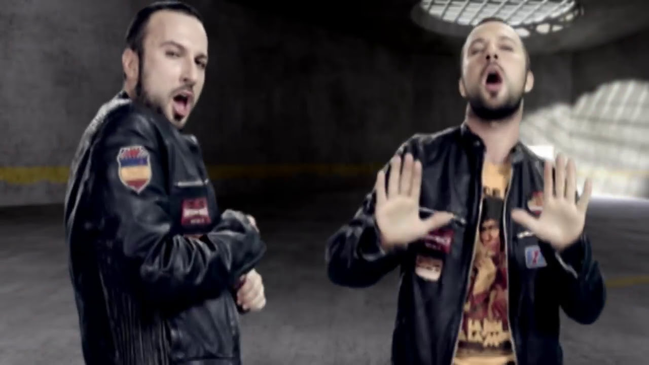 TARKAN - Vay Anam Vay (Official Music Video) Mp3 İndir