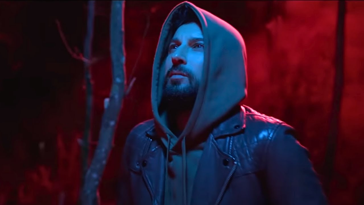 TARKAN - Çok Ağladım (Official Music Video) Mp3 İndir
