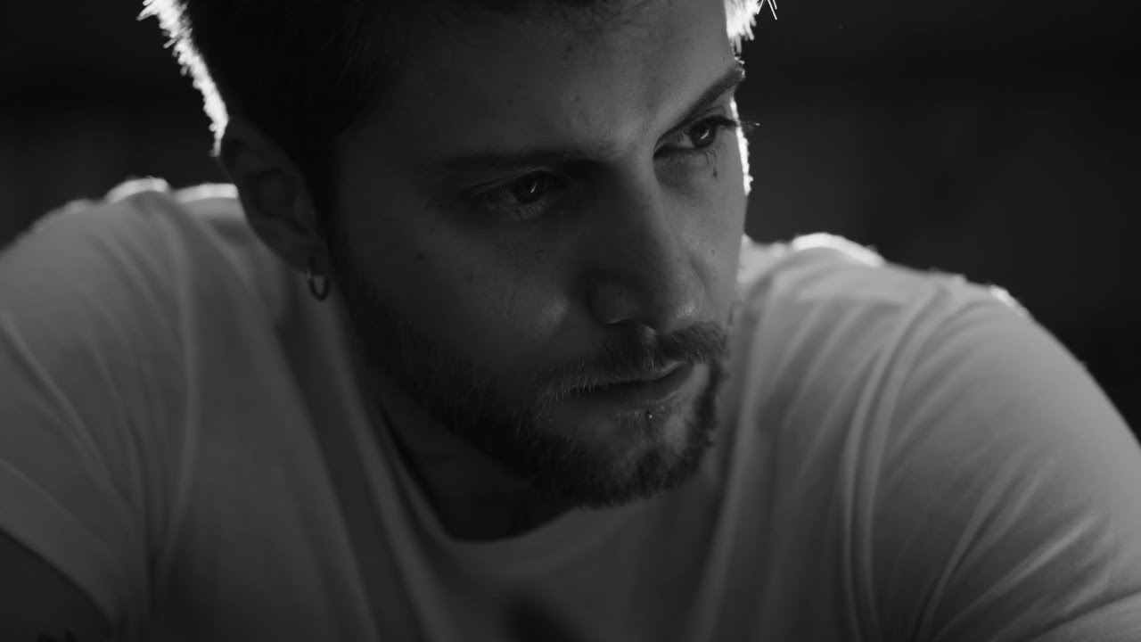 Ufuk Beydemir - Dönme Geri (Official Video Clip) Mp3 İndir