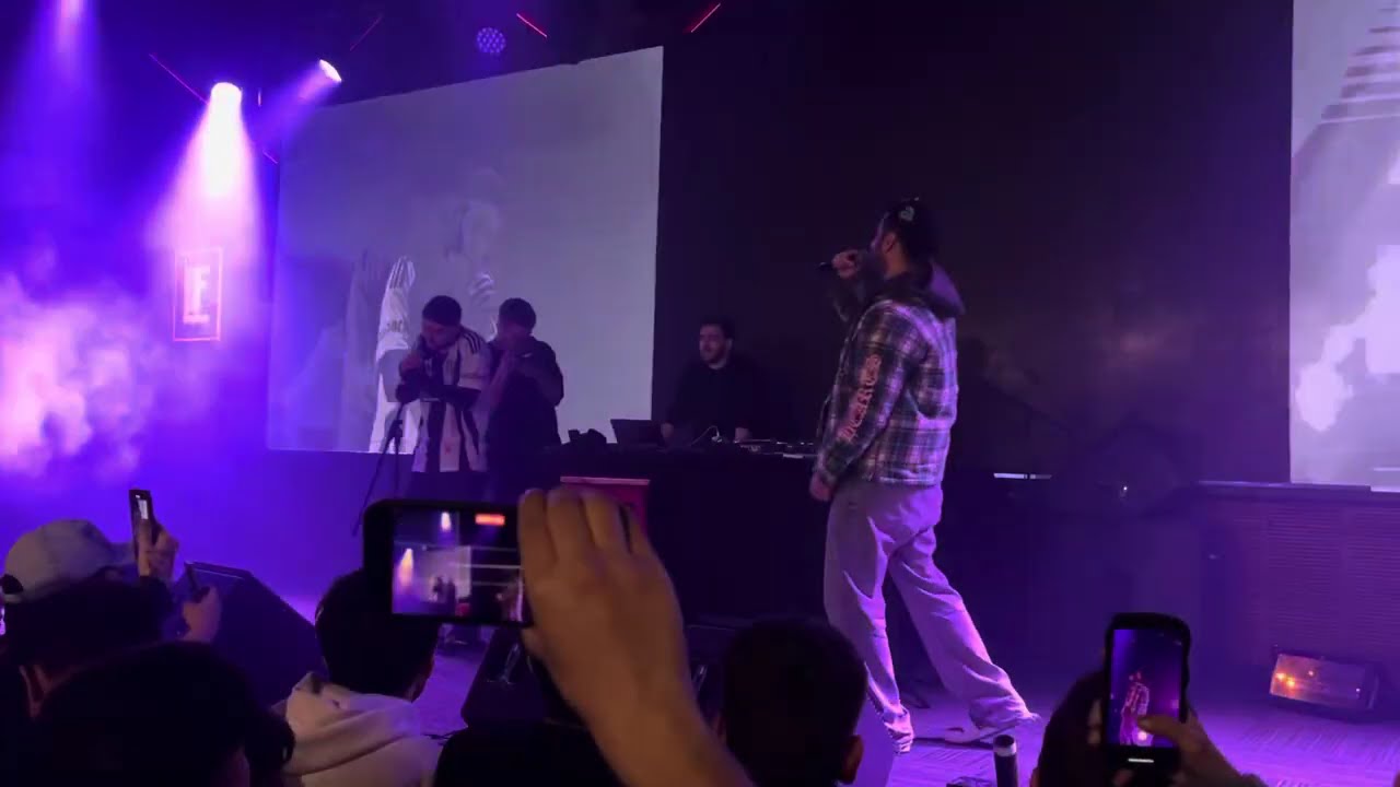 Wegh & Reynmen | Göz Ucuyla Ve Güldüğün Gün | İf Performance | Mp3 İndir