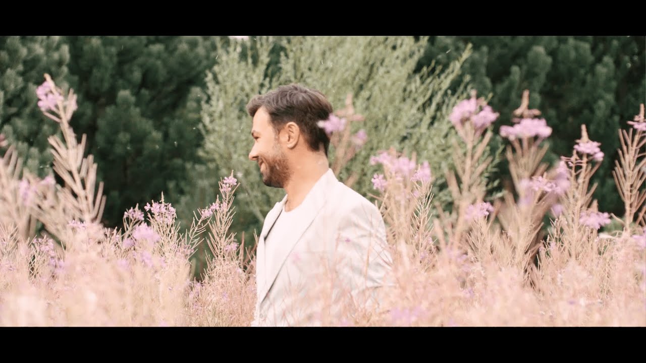 Yalın - Tatlıyla Balla (Official Video) Mp3 İndir