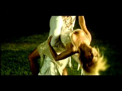 Yonca Evcimik - Sallayalım Dünyayı Mp3 İndir