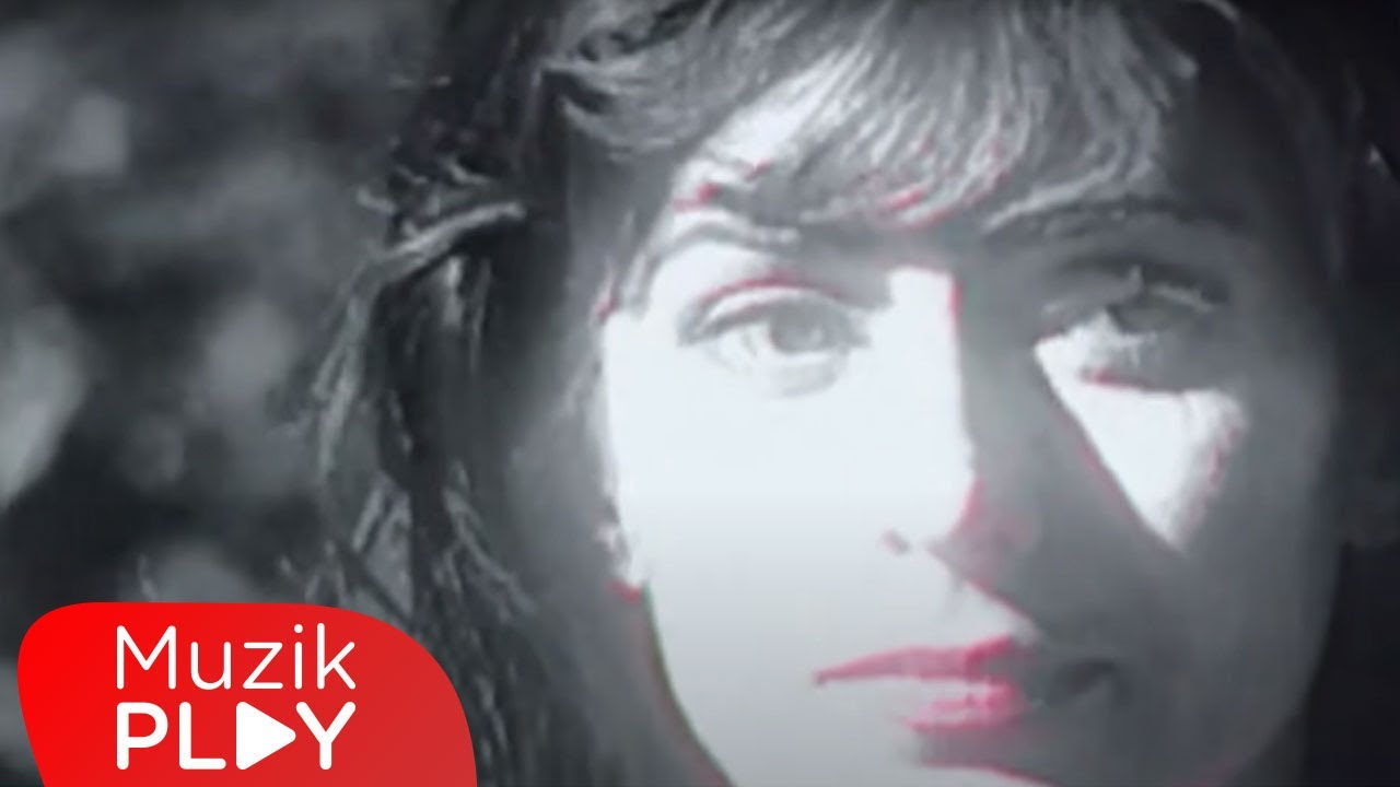 Yıldız Tilbe - Dillere Destan (Official Video) Mp3 İndir