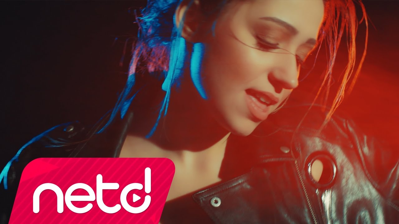 Zeynep Bastık - Şahaneyim Mp3 İndir