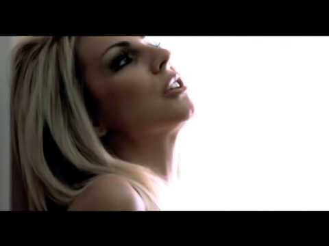 Zeynep Dizdar - Sana Güvenmiyorum Mp3 İndir