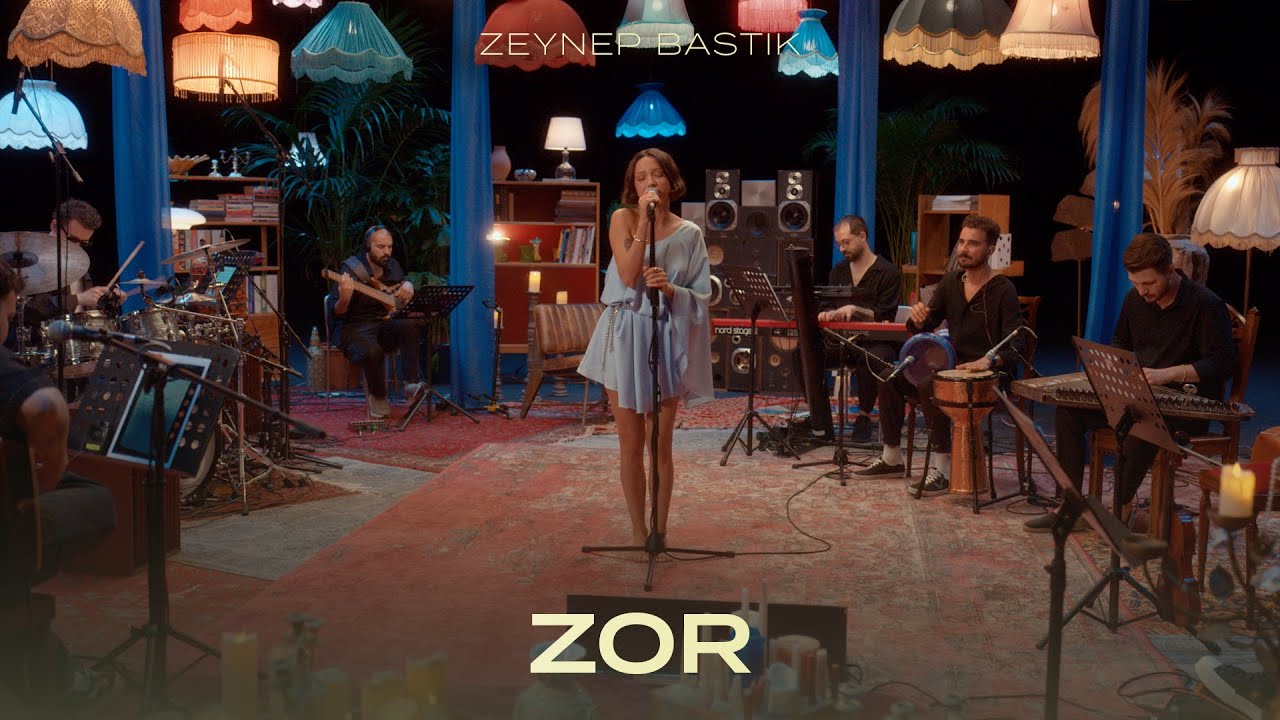 Zor (Akustik) - Zeynep Bastık Mp3 İndir