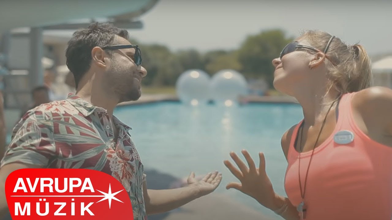 Özgün - Tatil (Official Video) Mp3 İndir